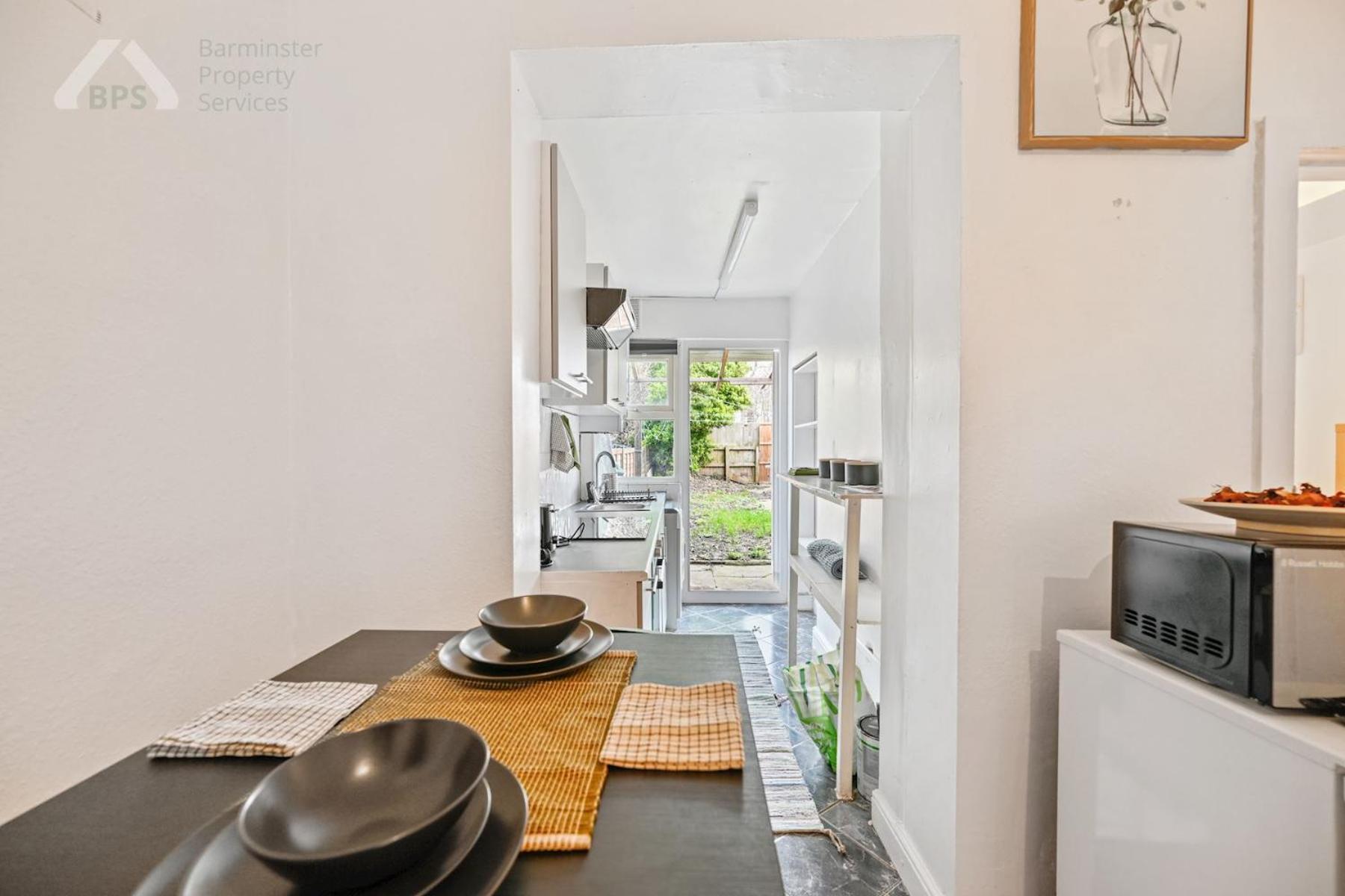 Cosy Tottenham Apartment Sleeps 4 London Eksteriør billede